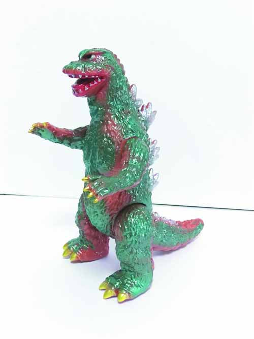 Vinyl Paradise Godzilla 1965 Sofubi Red Pine Version --0