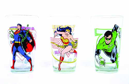 Toon Tumblers Wonder Woman Clear Pint Glass -- DC Comics --0
