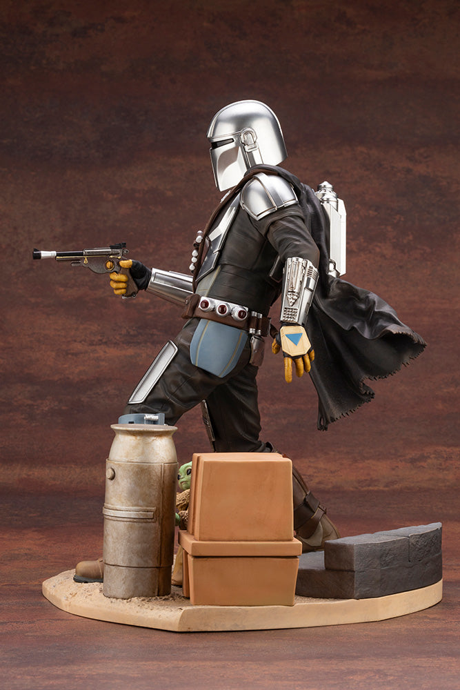 Star Wars The Mandalorian & The Child Grogu ARTFX PVC Statue --5
