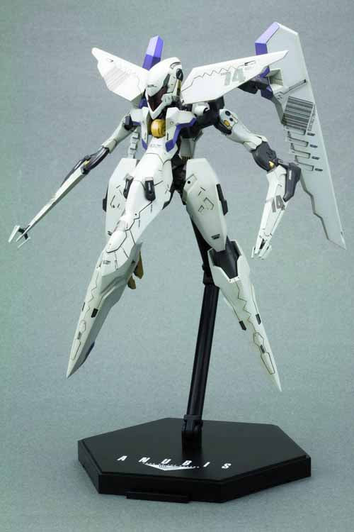 Zone Of The Enders Vic Viper Plastic Model Kit --0