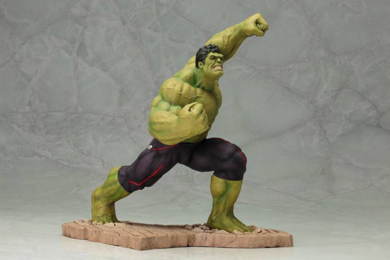 Avengers Age Of Ultron Hulk ARTFX+ Statue -- Kotobukiya --0