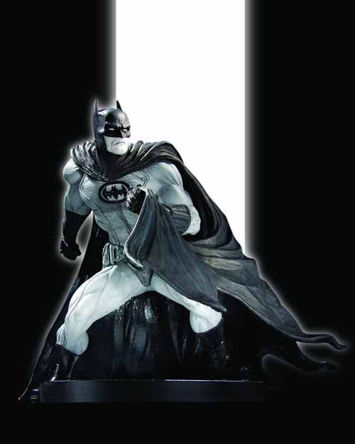 Batman Black And White Statue David Finch DC Direct --0