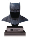Batman Dark Knight Returns Cowl DC Gallery Prop Statue | Frank Miller --0