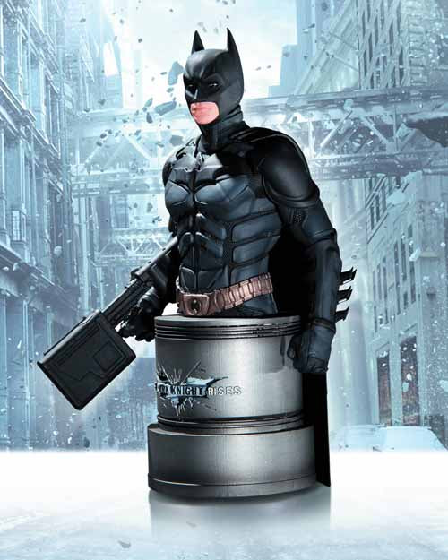 Dark Knight Rises Batman With EMP Rifle Bust 2 --0