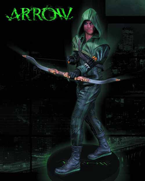 Arrow 1:6 Scale Oliver Queen Statue -- Gentle Giant --0
