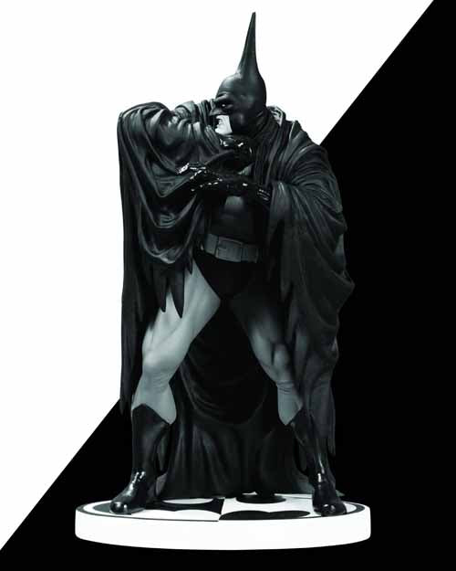 Batman Black & White Statue Batman By K Jones V2 --0