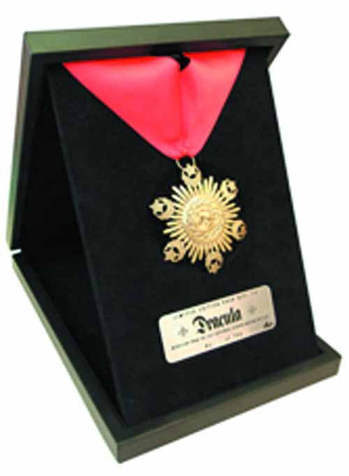 Dracula Medallion 1/1 Scale Prop Replica --0