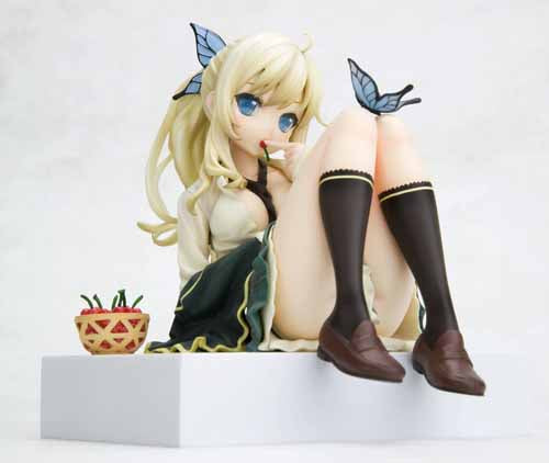 I Dont Have Many Friends Sena Ani-Statue --0