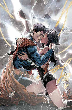 Superman Wonder Woman #4 Combo Pack --0