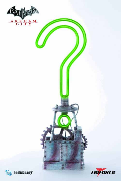 Batman Arkham City Riddler Trophy 1/1 Replica -- TriForce --0
