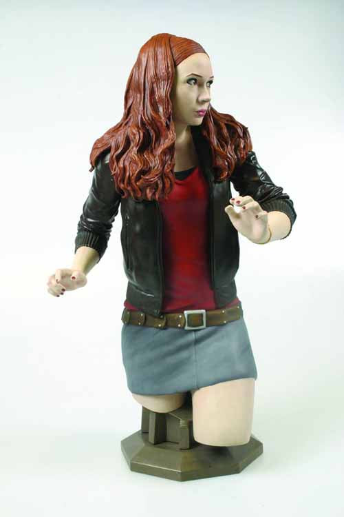 Doctor Who Amy Pond Maxi Bust -- Titan --0