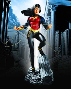 Wonder Woman #600 Statue --0